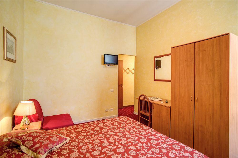 Monti - 2* Roma