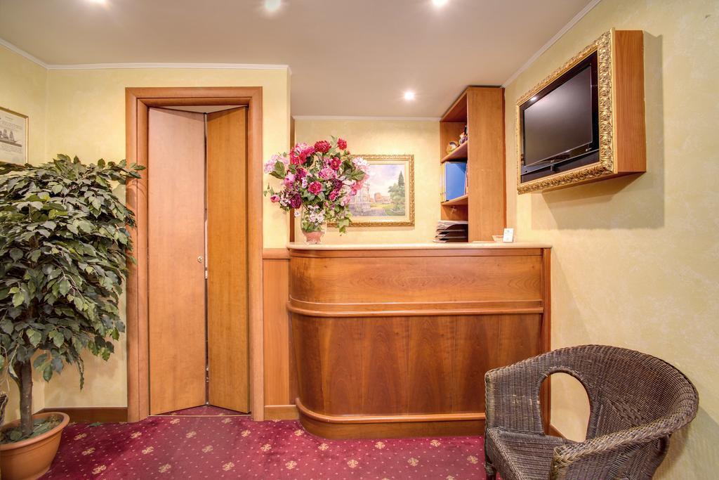 Monti - Guest house 2*